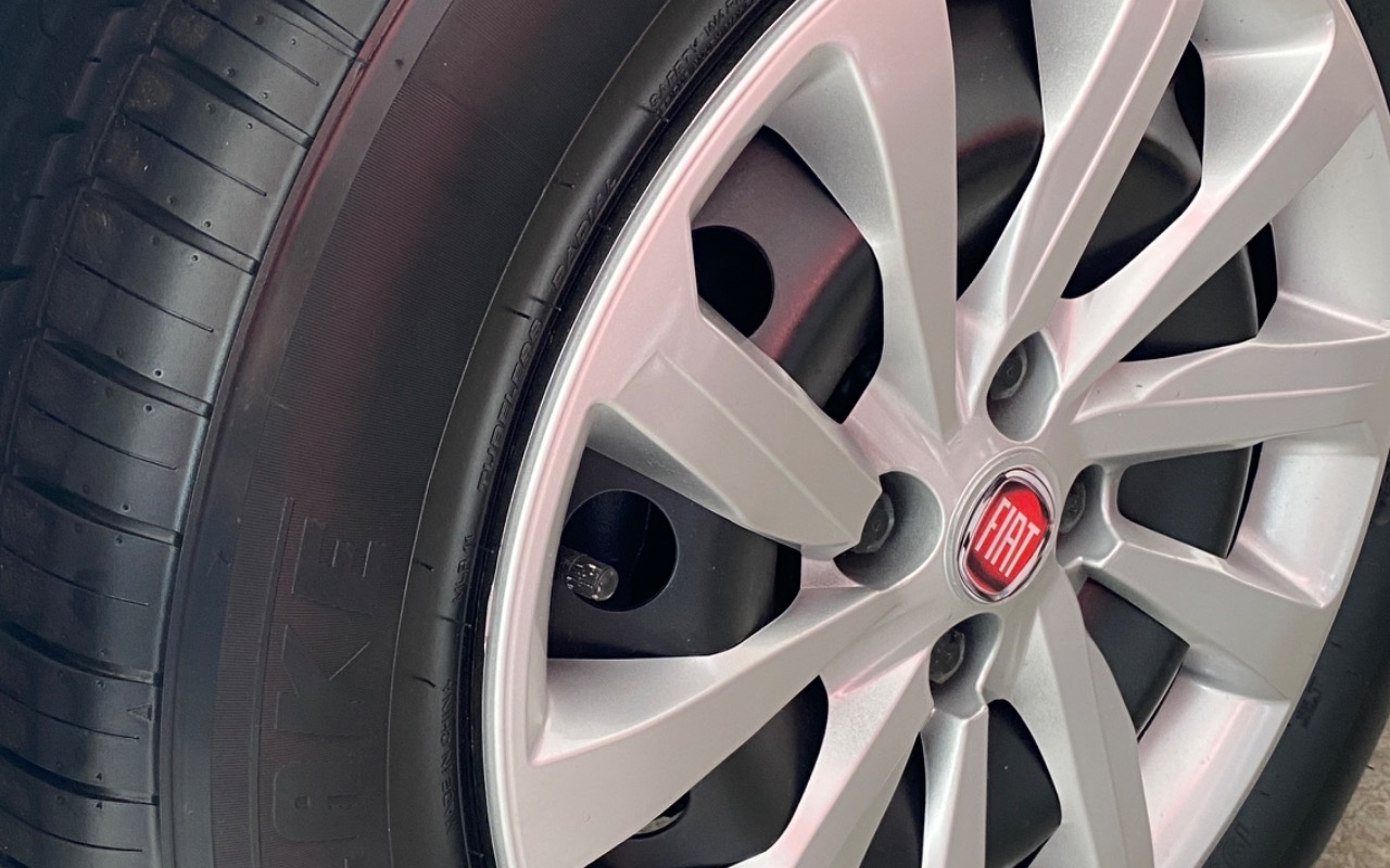 imagem-https://www.socarrao.com.br/sc-vehicle-images-prod/1668848/1779457732767-SU1HXzE3NzAuanBlZw.jpeg