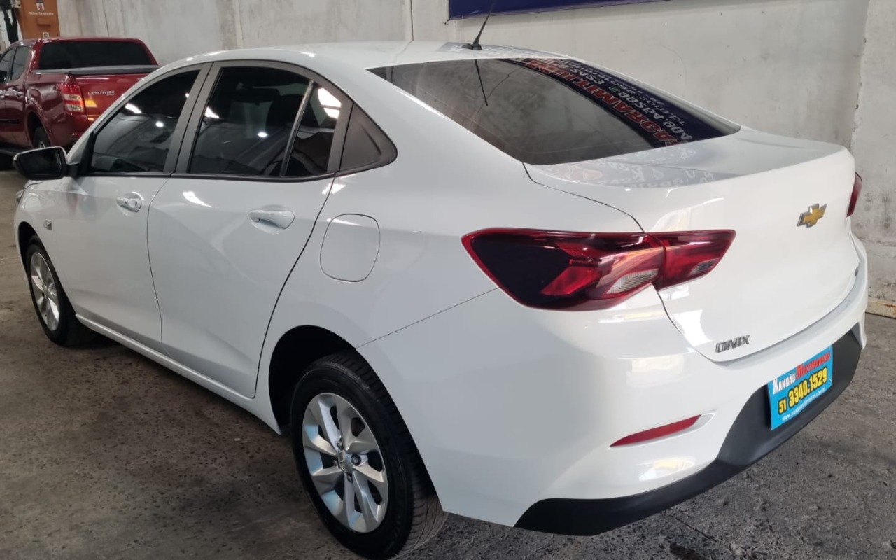 imagem-https://www.socarrao.com.br/sc-vehicle-images-prod/1669011/1779457673823-V2hhdHNBcHAgSW1hZ2UgMjAyNi0wMy0yNyBhdCAwOC4zOS40MC5qcGVn.jpeg