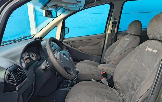 imagem-https://www.socarrao.com.br/sc-vehicle-images-prod/1669014/1786034775212-8105137_0_B_0d312384ee.jpeg