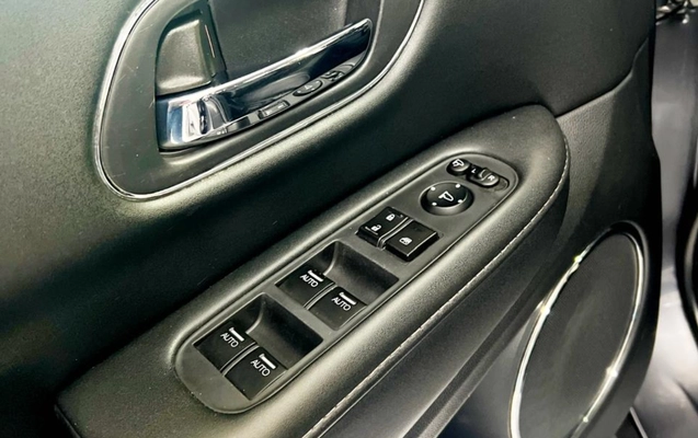 imagem-https://www.socarrao.com.br/sc-vehicle-images-prod/1669024/1779800400862-MTcuanBlZw.jpeg