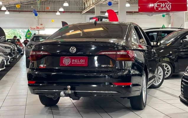 imagem-https://www.socarrao.com.br/sc-vehicle-images-prod/1669346/1789407710635-8110261_14_B_13f2e135c6.jpeg
