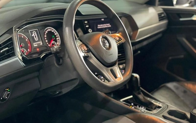 imagem-https://www.socarrao.com.br/sc-vehicle-images-prod/1669346/1789407710639-8110261_3_B_499d7dcb32.jpeg