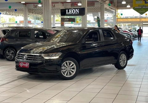 Volkswagen Jetta 2019 Preto — foto 1 de 3