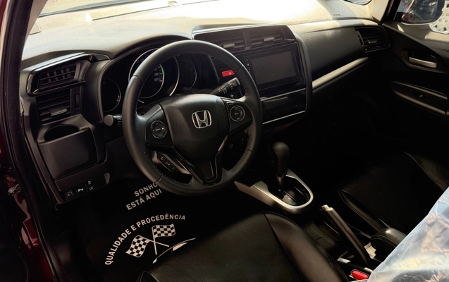imagem-https://www.socarrao.com.br/sc-vehicle-images-prod/1669603/1779458868953-SU1HXzY5NDQuanBlZw.jpeg
