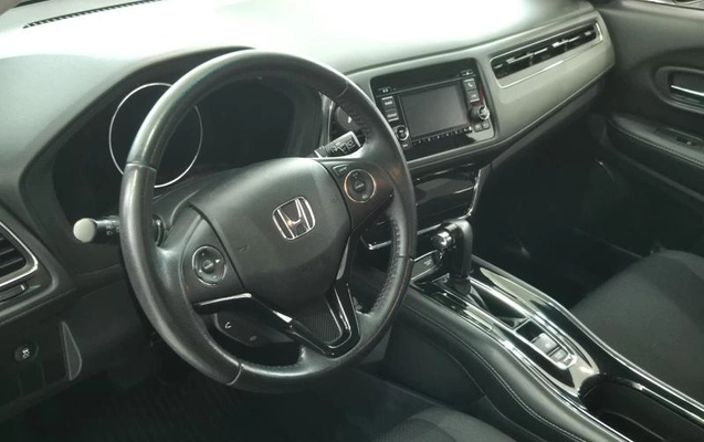 imagem-https://www.socarrao.com.br/sc-vehicle-images-prod/1672561/1786389513585-8110068_6_B_22aaf8f9c9.jpeg
