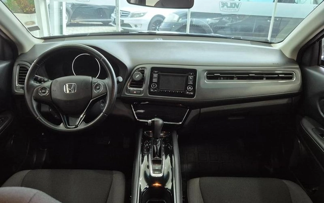 imagem-https://www.socarrao.com.br/sc-vehicle-images-prod/1672561/1786389513586-8110068_7_B_9c842fed3b.jpeg