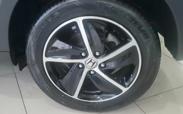 imagem-https://www.socarrao.com.br/sc-vehicle-images-prod/1672561/1786389513587-8110068_12_B_a14f4c4e5c.jpeg
