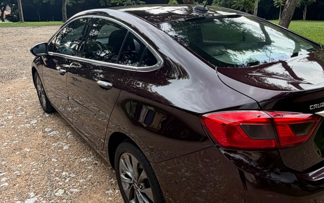 imagem-https://www.socarrao.com.br/sc-vehicle-images-prod/1675116/1779470323206-SU1HXzg2OTkuanBlZw.jpeg