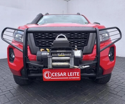 Nissan Frontier 2024 Vermelho — foto 1 de 3