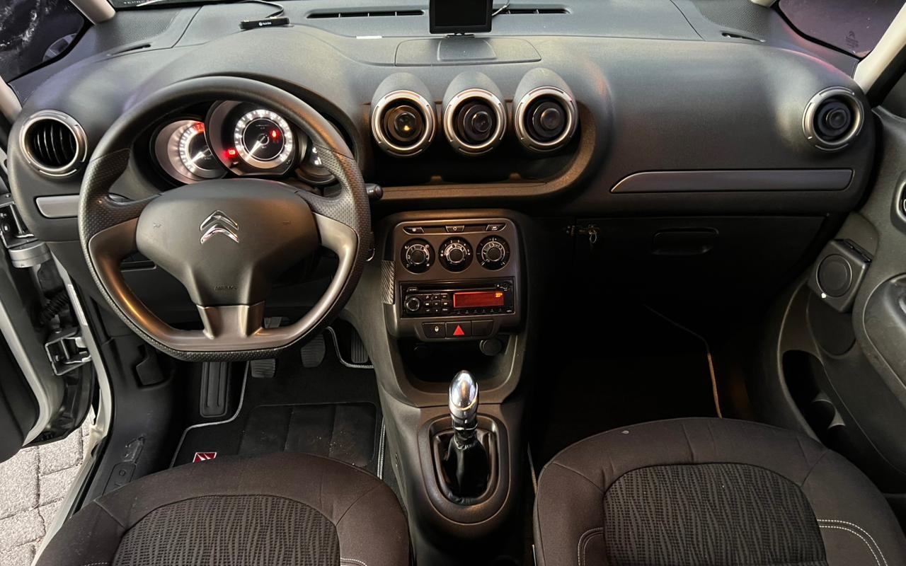 imagem-https://www.socarrao.com.br/sc-vehicle-images-prod/1676652/1779916111048-Ny5qcGc.jpg