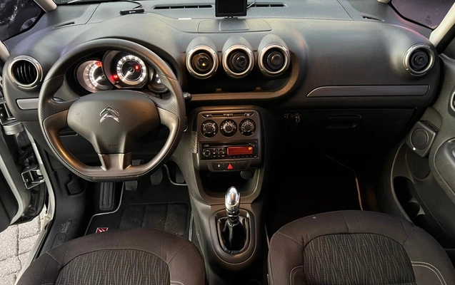 imagem-https://www.socarrao.com.br/sc-vehicle-images-prod/1676652/1779916111048-Ny5qcGc.jpg