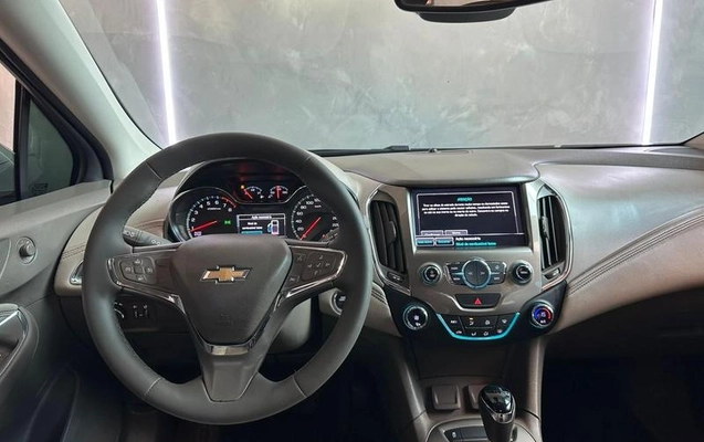 imagem-https://www.socarrao.com.br/sc-vehicle-images-prod/1677207/1779472300113-8114233_12_B_47da0cba72.jpeg