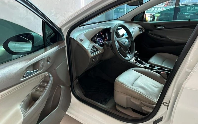 imagem-https://www.socarrao.com.br/sc-vehicle-images-prod/1677207/1779472300114-8114233_8_B_18fc5639fa.jpeg