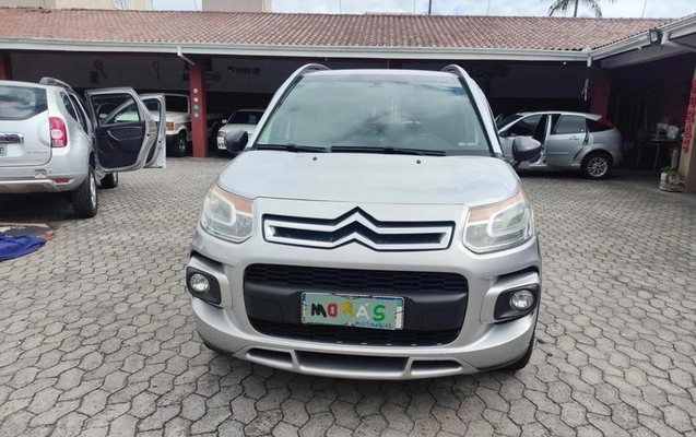 imagem-https://www.socarrao.com.br/sc-vehicle-images-prod/1677666/1782768034626-8113817_22_B_8b975149cb.jpeg