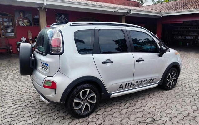 imagem-https://www.socarrao.com.br/sc-vehicle-images-prod/1677666/1782768034637-8113817_16_B_89cbb9d293.jpeg