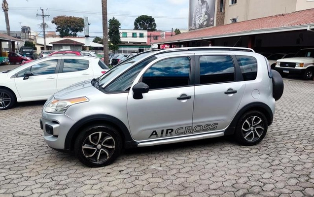 imagem-https://www.socarrao.com.br/sc-vehicle-images-prod/1677666/1782768034641-8113817_24_B_d2e90cabd4.jpeg