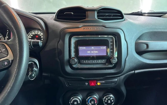 imagem-https://www.socarrao.com.br/sc-vehicle-images-prod/1678195/1779473784678-8114389_15_B_5044df0b61.jpeg