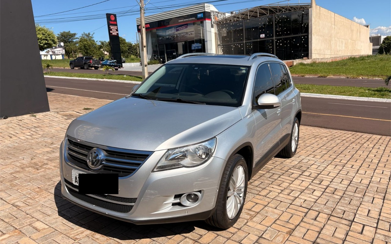 Volkswagen Tiguan 2011 Prata — foto 1 de 3