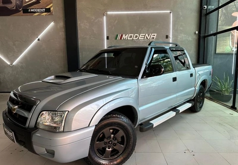 Chevrolet S10 2011 Prata — foto 1 de 3