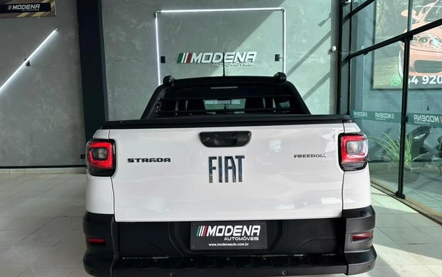 imagem-https://www.socarrao.com.br/sc-vehicle-images-prod/1679351/1779475750155-8114624_4_B_e2211a85f8.jpeg