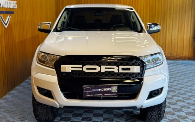 imagem-https://www.socarrao.com.br/sc-vehicle-images-prod/1680917/1788270625572-gb-25d2747.jpeg