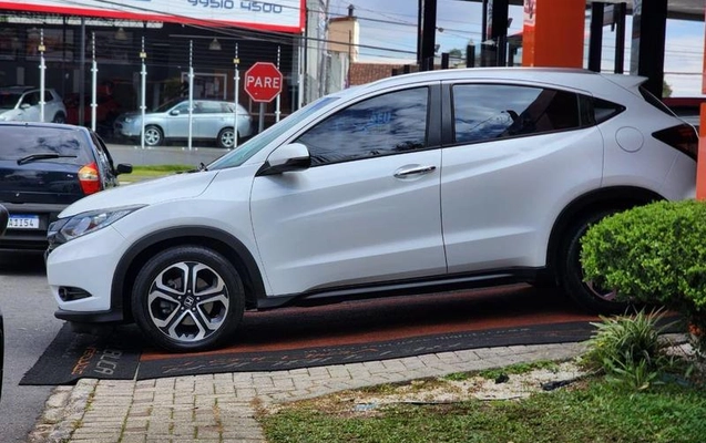imagem-https://www.socarrao.com.br/sc-vehicle-images-prod/1680943/1784924302908-8111369_6_B_ebf41ec58e.jpeg