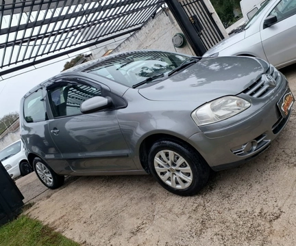 Volkswagen Fox 2005 Cinza — foto 1 de 3