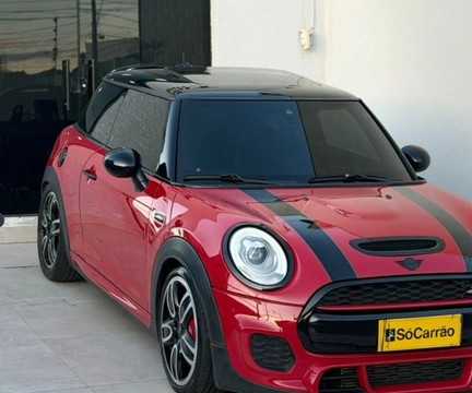 Mini COOPER 2018 Vermelho — foto 1 de 3