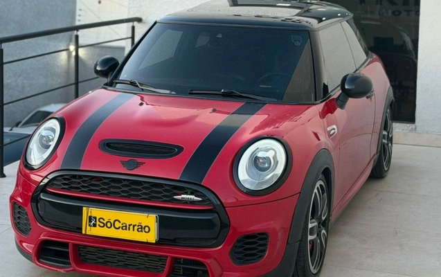 imagem-https://www.socarrao.com.br/sc-vehicle-images-prod/1681385/1779479181295-Qk1XIFgxIC0gMjAxNyAtIDIwMjYtMDUtMjJUMTYzODA3LjE1Mi5qcGc.jpg