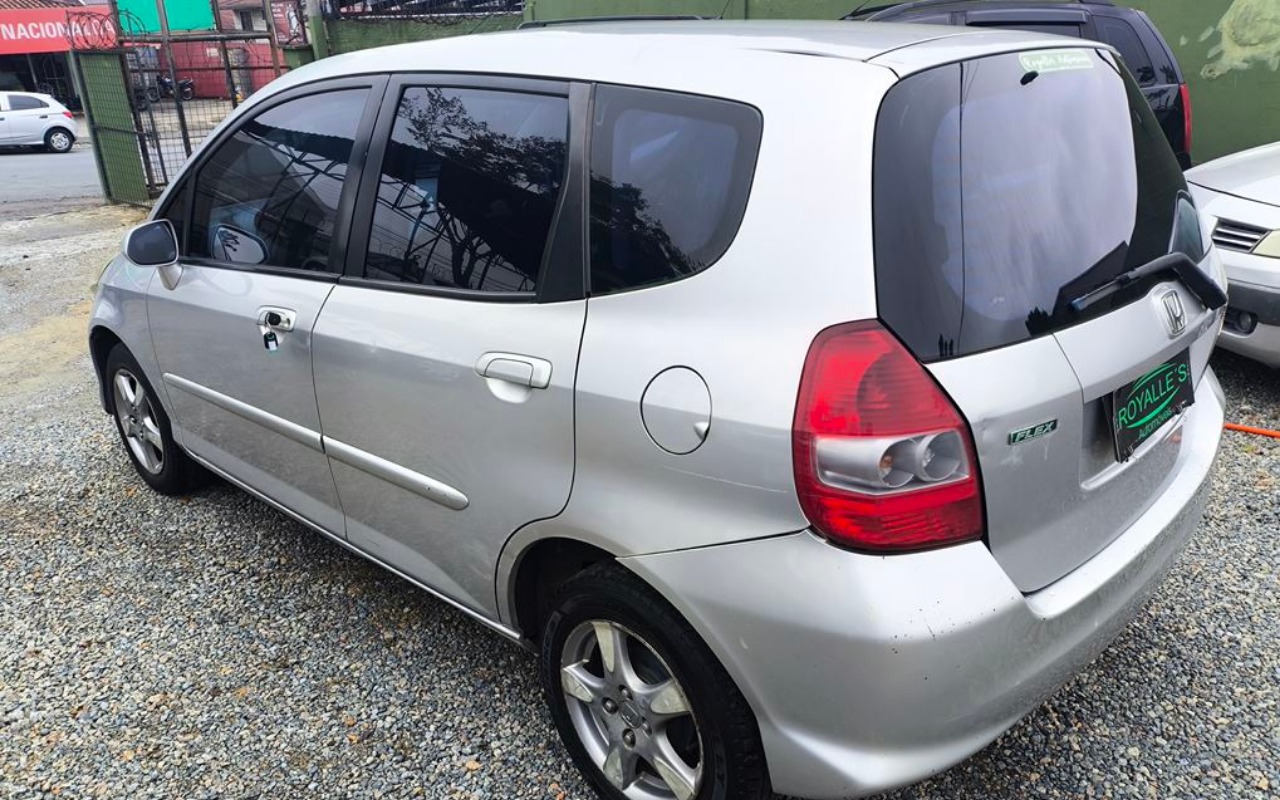 imagem-https://www.socarrao.com.br/sc-vehicle-images-prod/1681587/1779816691741-SU1HXzIwMjYwNTI2XzEwMjAxMiAoQ29weSkuanBn.jpg
