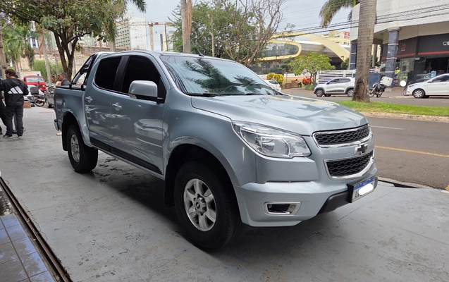 imagem-https://www.socarrao.com.br/sc-vehicle-images-prod/1681934/1779480194590-MTAwMDQ1ODYwMS5qcGc.jpg