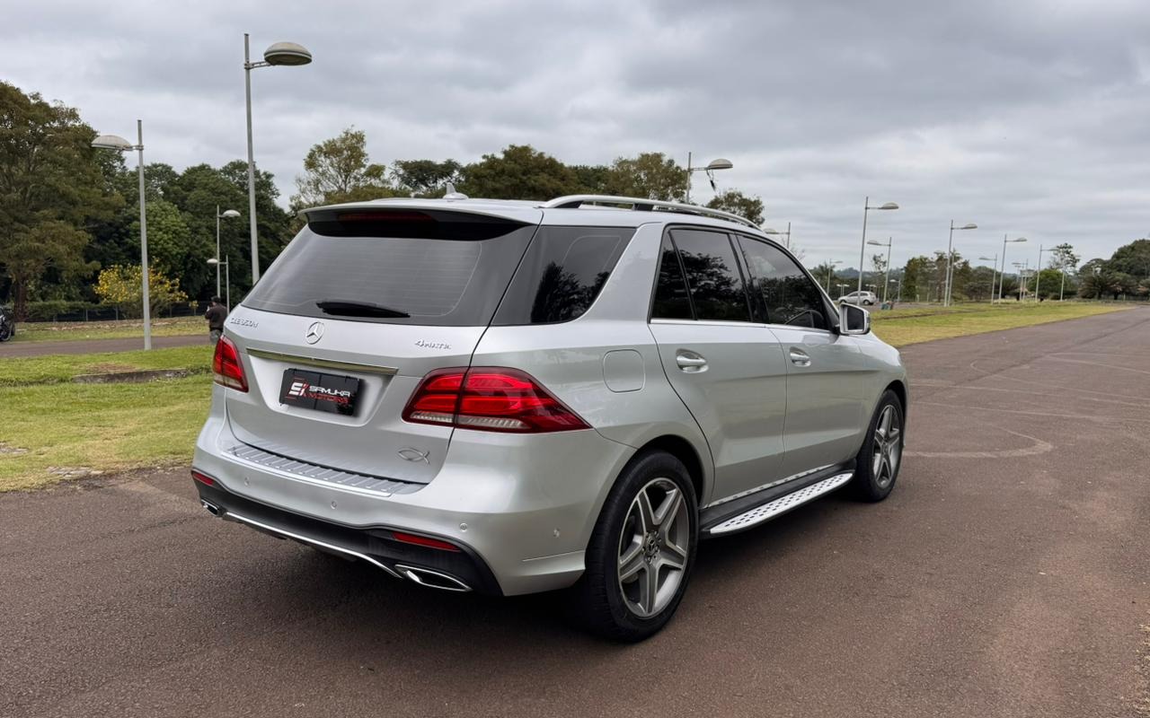 imagem-https://www.socarrao.com.br/sc-vehicle-images-prod/1682128/1779480591495-V2hhdHNBcHAgSW1hZ2UgMjAyNi0wNS0yMiBhdCAxNS4wMi4xMiAoMSkuanBlZw.jpeg