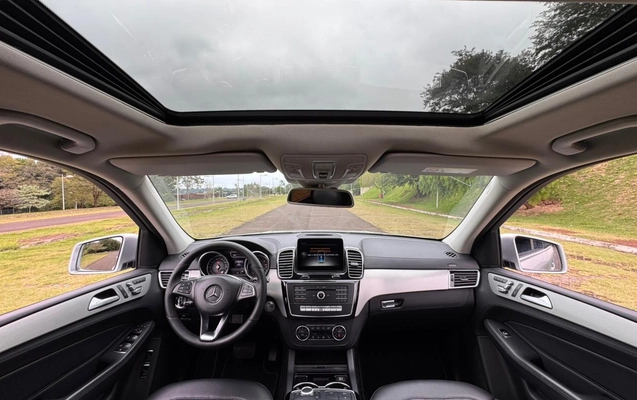 imagem-https://www.socarrao.com.br/sc-vehicle-images-prod/1682128/1779480592412-V2hhdHNBcHAgSW1hZ2UgMjAyNi0wNS0yMiBhdCAxNS4wMi4xNCAoMSkuanBlZw.jpeg