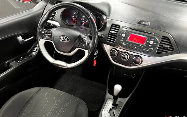 imagem-https://www.socarrao.com.br/sc-vehicle-images-prod/1682354/1784063069864-003_895c26b1f9f57bf76fbbf0cd52317e5d.png