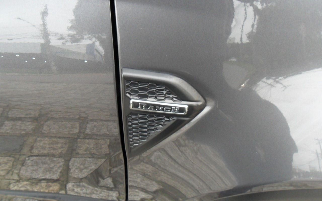 imagem-https://www.socarrao.com.br/sc-vehicle-images-prod/1682358/1779733827585-U0FNXzM0NjMuSlBH.JPG