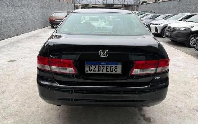 imagem-https://www.socarrao.com.br/sc-vehicle-images-prod/1682891/1782226573375-8115498_8_B_68f74d4971.jpeg