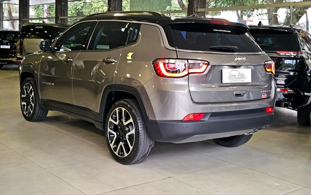 imagem-https://www.socarrao.com.br/sc-vehicle-images-prod/1683641/1789237818527-THBTvGRdN3S76v4A4yYxHNR9iVFTfXvP.jpg