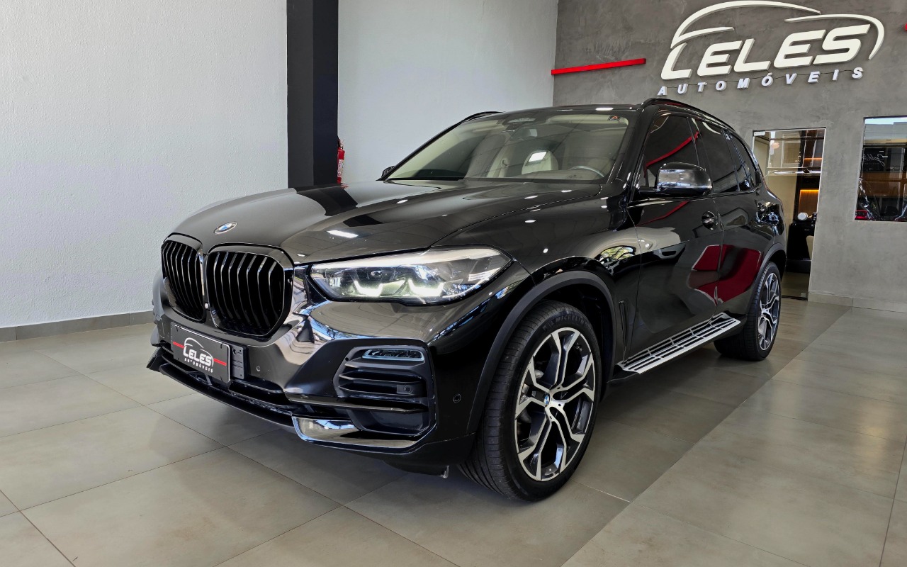 BMW X5 XDRIVE 30d 3.0 Diesel na cor Preto em Maringá / PR - 1685250