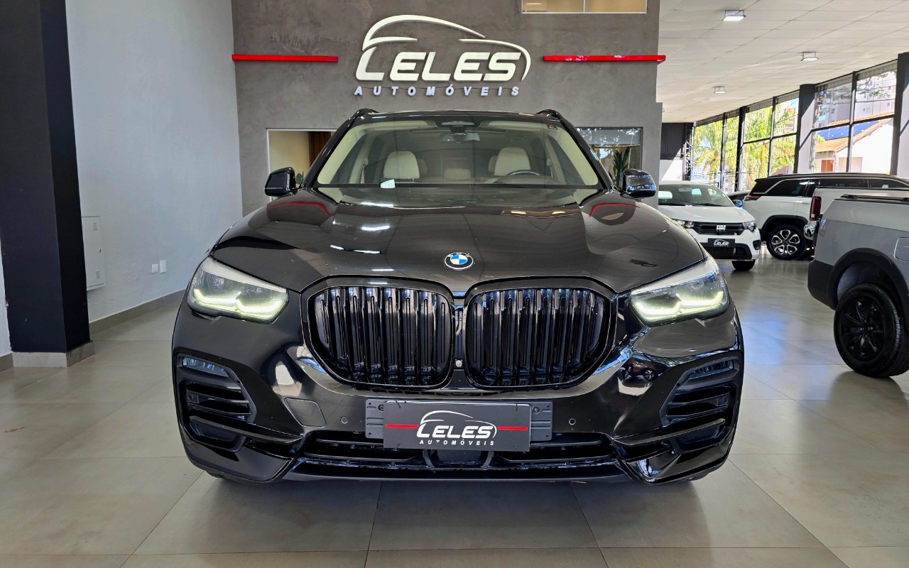 imagem-https://www.socarrao.com.br/sc-vehicle-images-prod/1685250/1779485702933-MjAyNjA1MjBfMTQyNzMwLmpwZw.jpg