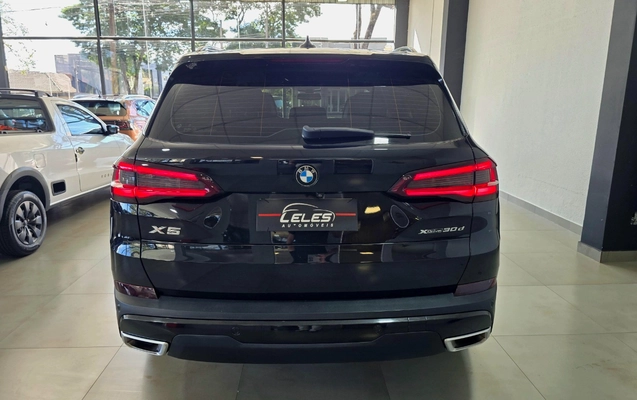 imagem-https://www.socarrao.com.br/sc-vehicle-images-prod/1685250/1779485703124-MjAyNjA1MjBfMTQyOTA2LmpwZw.jpg