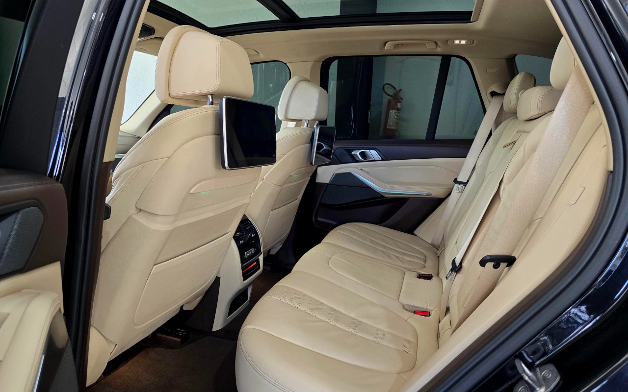imagem-https://www.socarrao.com.br/sc-vehicle-images-prod/1685250/1779485703260-MjAyNjA1MjBfMTQyOTI1LmpwZw.jpg