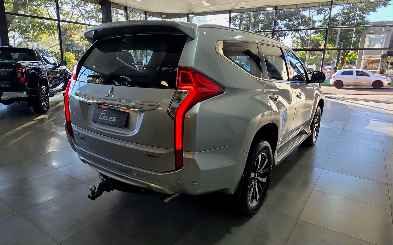 imagem-https://www.socarrao.com.br/sc-vehicle-images-prod/1685457/1779486019295-MjAyNjA1MjBfMTU1NjQzLmpwZw.jpg