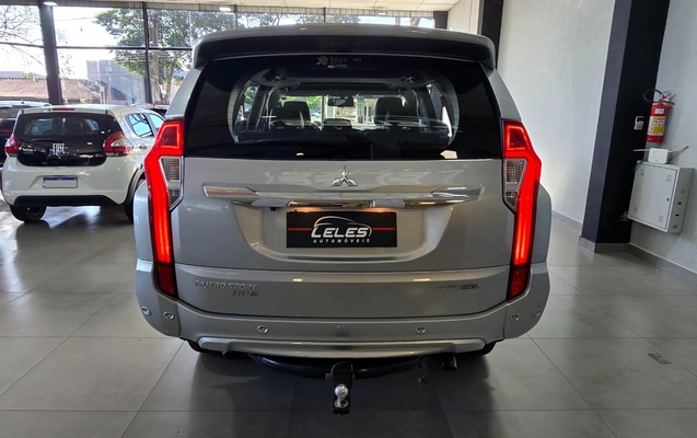 imagem-https://www.socarrao.com.br/sc-vehicle-images-prod/1685457/1779486019392-MjAyNjA1MjBfMTU1NjUzLmpwZw.jpg