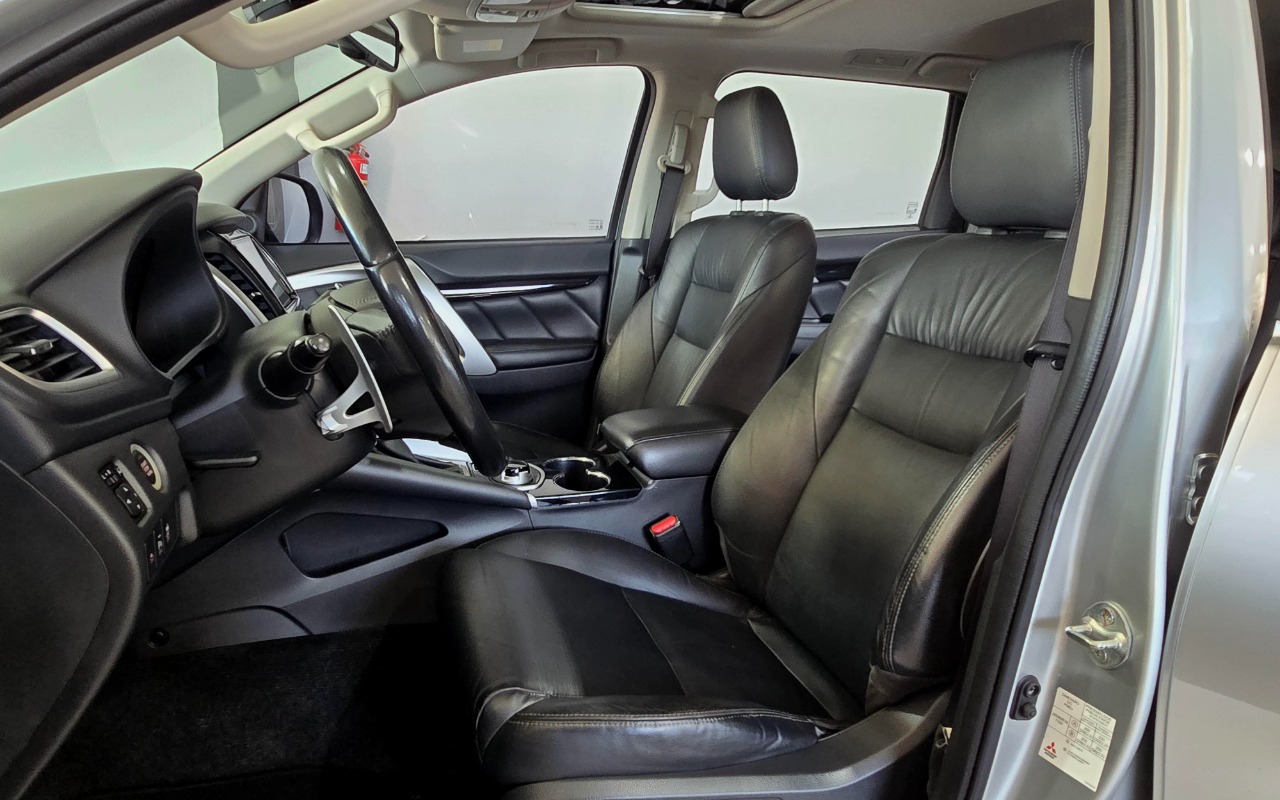 imagem-https://www.socarrao.com.br/sc-vehicle-images-prod/1685457/1779486019658-MjAyNjA1MjBfMTU1ODE0LmpwZw.jpg