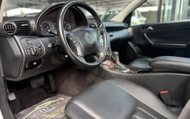 imagem-https://www.socarrao.com.br/sc-vehicle-images-prod/16877/1792160100632-gb-8de497f.jpg