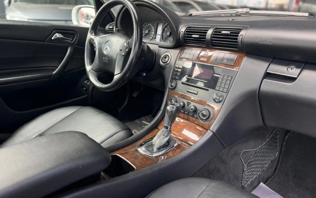 imagem-https://www.socarrao.com.br/sc-vehicle-images-prod/16877/1792160100637-gb-8d4c21d.jpg