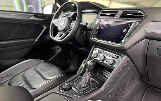 imagem-https://www.socarrao.com.br/sc-vehicle-images-prod/16880/1790694205792-gb-1092109.jpg