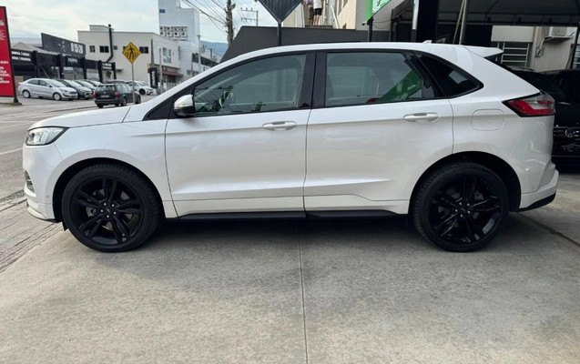 imagem-https://www.socarrao.com.br/sc-vehicle-images-prod/16914/1779451713295-gb-8c7b57d.jpeg