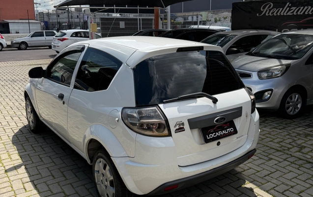 imagem-https://www.socarrao.com.br/sc-vehicle-images-prod/1691641/1779498244674-SU1HXzU1ODMuanBlZw.jpeg