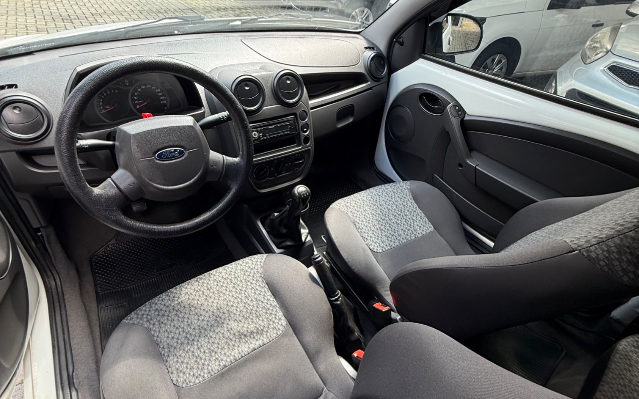 imagem-https://www.socarrao.com.br/sc-vehicle-images-prod/1691641/1779498244743-SU1HXzU1ODQuanBlZw.jpeg
